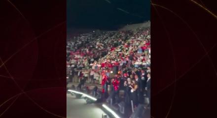 Bilal Erdoğan, T&Uuml;GVA Yaz Okulları İzmir Finali&rsquo;nde &ldquo;Kardan Aydınlık&rdquo; ezgisini seslendirdi