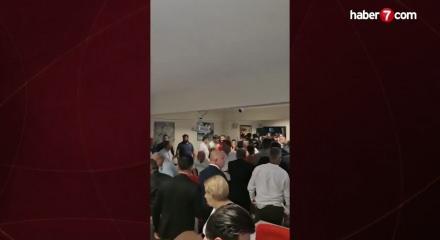 Menderes Belediyesi Başkanvekili se&ccedil;imi &ouml;ncesi salon karıştı!