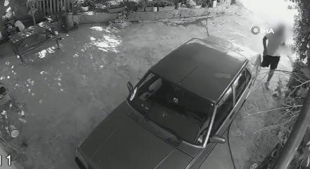 Mersin'de eski sevgili vahşeti: Otomobili satır ve bı&ccedil;akla delik deşik etti!