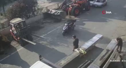 Tekirdağ&rsquo;da feci kaza: Forkliftin demir ayağına işte b&ouml;yle &ccedil;arptı!