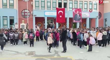 Okullara 30 bin bah&ccedil;e g&ouml;revlisi alınacak!