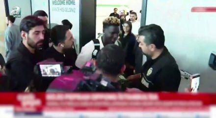Fenerbah&ccedil;e taraftarının beklediği haber geldi: Oppong imza i&ccedil;in İstanbul'da!