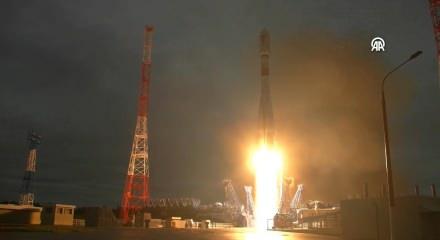Rusya, Soyuz-2.1b roketini fırlattığını duyurdu
