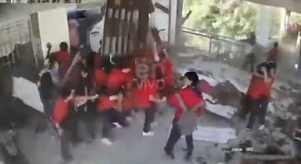 Kolombiya'daki şiddetli depremin yeni g&ouml;r&uuml;nt&uuml;leri ortaya &ccedil;ıktı