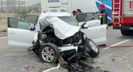 Samsun&rsquo;da SUV ara&ccedil; direğe &ccedil;arptı: &Ouml;l&uuml; ve yaralılar var