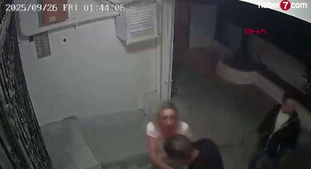 Şarkıcı G&uuml;ll&uuml; cinayetinde kan donduran detayı komşu a&ccedil;ıkladı