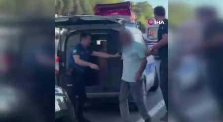 Ak&ccedil;akoca-Alaplı yolunda feci kaza: 4 &ouml;l&uuml;, 8 yaralı