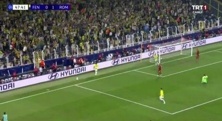 Fenerbah&ccedil;e sahasında Roma'yı konuk ediyor