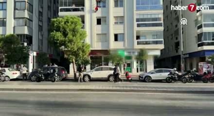 İzmir'de bankada rehin alma iddiası &uuml;zerine b&ouml;lgeye ekipler sevk edildi