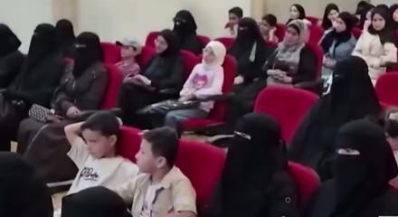 Suriye'de T&uuml;rk&ccedil;e'nin m&uuml;fredattan kaldırması tepki &ccedil;ekti