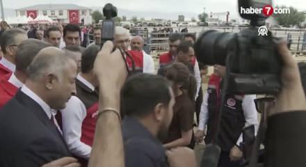 Bakan Yumaklı duyurdu: Yetiştiricilerden aşı ve kimliklendirme &uuml;creti artık alınmayacak!