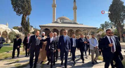 Dışişleri Bakanı Hakan Fidan Emevi Camisi'ni ziyaret etti.