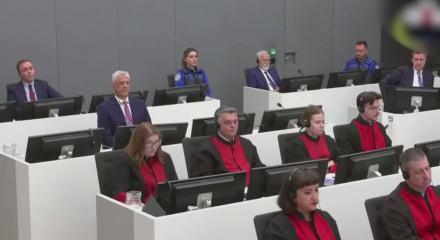 Kosova eski Cumhurbaşkanı Haşim Tha&ccedil;i insanlığa karşı su&ccedil;lardan 25 yıl hapis cezasına &ccedil;arptırıldı.