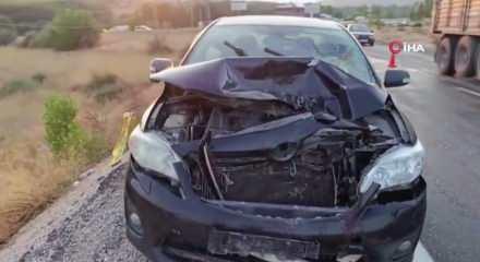 Malatya'da otomobille &ccedil;arpışan motosiklet s&uuml;r&uuml;c&uuml;s&uuml; hayatını kaybetti