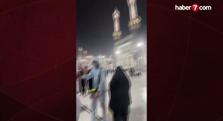 Mekke-i M&uuml;kerreme'de fırtına ve sağanak yağış altında ibadet