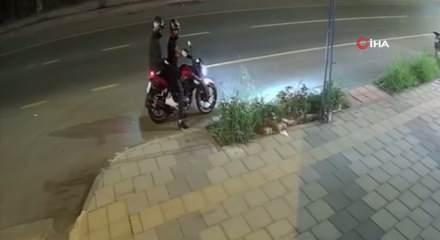 Motosikletle geldiler, kurşun yağdırdılar: O anlar ortaya &ccedil;ıktı! Ş&uuml;pheliler tutuklandı