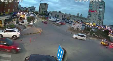 Ambulansa yol vermeyen s&uuml;r&uuml;c&uuml;ye tarihi ceza