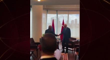 Cumhurbaşkanı Erdoğan, ABD'de Paşinyan'la g&ouml;r&uuml;şt&uuml;