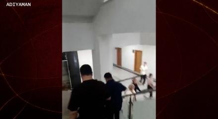Deprem anı ve sonrası kamerada: Sarsıntı başlar başlamaz dışarı fırladılar!