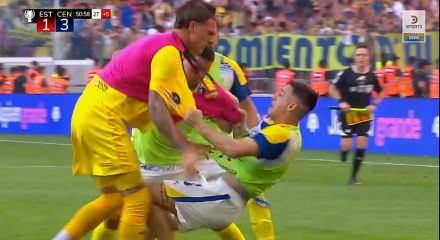 Dİ Maria Fernando Muslera'yı fena avladı