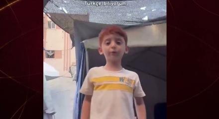 Gazzeli minik Amro'dan kalpleri ısıtan mesaj: "Merhaba, T&uuml;rk&ccedil;e biliyorum!