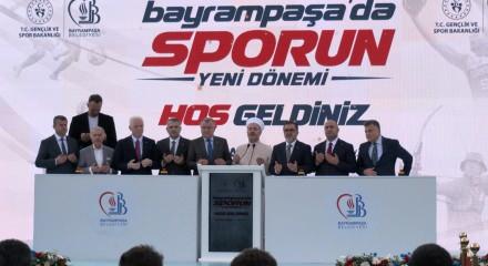 Gen&ccedil;lik ve Spor Bakanı Osman Aşkın Bak, Bayrampaşa'da temel atma t&ouml;renine katıldı