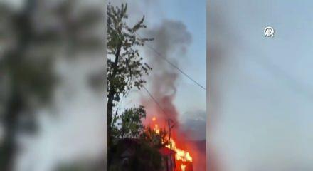 Kastamonu'da &ccedil;ıkan yangın k&ouml;y&uuml; sardı