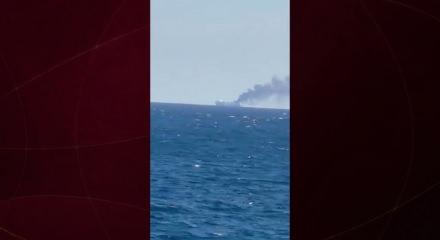 Mikonos a&ccedil;ıklarında kargo gemisinde yangın: 29 kişi tahliye edildi