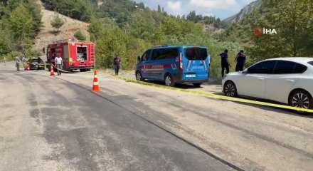 Osmaniye'de otomobil 50 metrelik u&ccedil;uruma yuvarlandı: 1 &ouml;l&uuml;, 1 yaralı