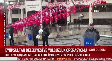 Ey&uuml;psultan Belediyesi'ne operasyon: Başkan Mithat B&uuml;lent &Ouml;zmen'in de aralarında bulunduğu 28 kişi g&ouml;zaltında