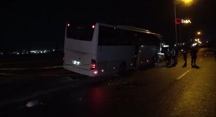 Malatya'da otob&uuml;s ile hafif ticari ara&ccedil; &ccedil;arpıştı: 2 &ouml;l&uuml;, 3 yaralı