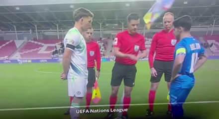 İrlandalı futbolculardan İsrail'e tarihi ayar! Takım kaptanı gerekeni yaptı