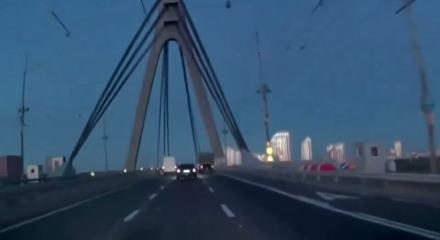 Rusya Kiev'de k&ouml;pr&uuml;ye y&ouml;nelik İHA saldırısı ger&ccedil;ekleştirdi