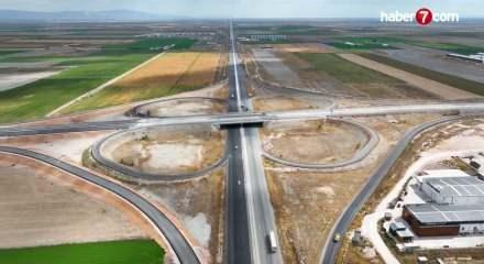 S&uuml;r&uuml;c&uuml;lerin &ccedil;ilesi bitiyor! Yol 40 dakika kısalacak: Yıllık 1,5 milyar TL tasarruf!