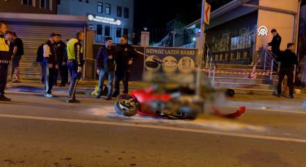 Beykoz'da direğe &ccedil;arpan motosikletin s&uuml;r&uuml;c&uuml;s&uuml; &ouml;ld&uuml;