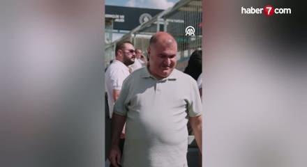 Efsane pilot 32 yıllık hayale ortak oldu! G&ouml;rme engelli Levent ile İstanbul'da tura &ccedil;ıktı