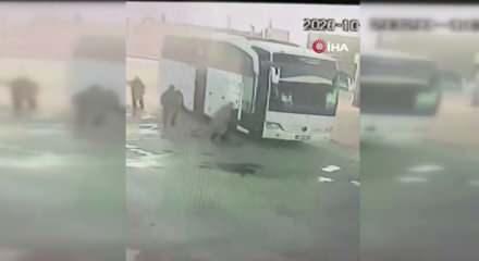 Manisa'daki kaza &ouml;ncesi otob&uuml;s&uuml;n yeni g&ouml;r&uuml;nt&uuml;leri ortaya &ccedil;ıktı
