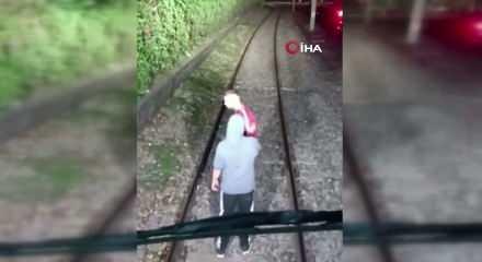 Treni ka&ccedil;ıran yolcular i&ccedil;eri alınmayınca ter&ouml;r estirdi