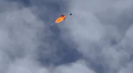 Ukrayna'da nefes kesen av: Savaş u&ccedil;ağı Rus dronunu tarafından d&uuml;ş&uuml;r&uuml;ld&uuml;!
