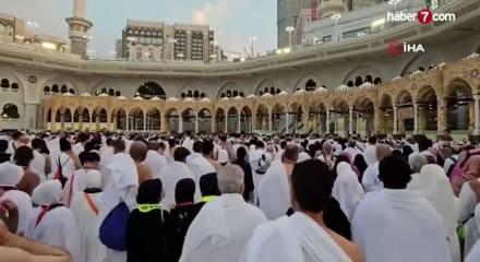 Umre yolculuğunda tarihi d&ouml;n&uuml;ş! G&uuml;zerg&acirc;h yeniden a&ccedil;ıldı: İstanbul&rsquo;dan Mekke&rsquo;ye 9 g&uuml;n
