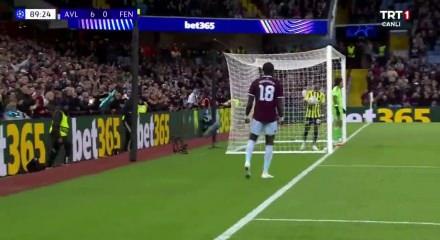 Fenerbah&ccedil;e Devler Ligi'nde hezimete uğradı! 