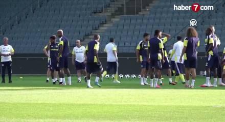 Fenerbah&ccedil;e'yi zorlu fikst&uuml;r bekliyor! 26 g&uuml;nde 7 ma&ccedil;: Galatasaray ve Liverpool da var