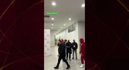 Galatasaray'da Rafael Laeo depremi! 61'de oyuna girdi! 77'de kenara alındı