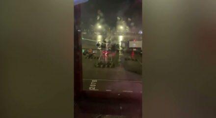 Sabiha G&ouml;k&ccedil;en'de 43 u&ccedil;ak havalimanına inemedi!