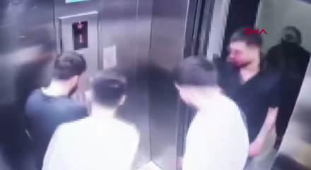 B&uuml;y&uuml;k&ccedil;ekmece&rsquo;de rezidanstaki cinayet ş&uuml;phelilerinin ka&ccedil;tığı anlar kamerada