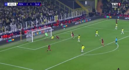&Ccedil;ek basını Fenerbah&ccedil;e&rsquo;yi manşetlere taşıdı! &ldquo;T&uuml;rkiye'de altın puan&rdquo;