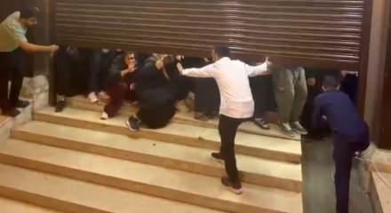 Tekirdağ'da indirim izdihamı: Y&uuml;zlerce kişi mağazaya akın etti