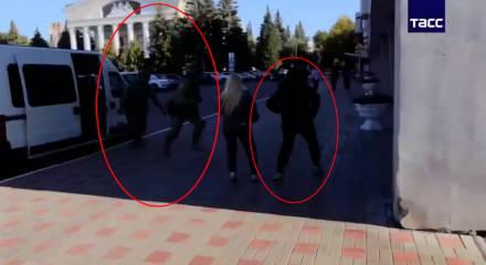 Ukrayna'nın 18 yaşındaki muhbiri Rusya'da kıskıvrak: Kız arkadaşıyla y&uuml;r&uuml;rken FSB bastı!
