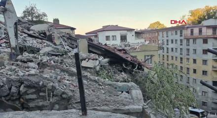 Zonguldak'ta bina faciası! 30 kişi tahliye edildi