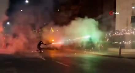 Arnavutluk sokakları savaş alanına d&ouml;nd&uuml;